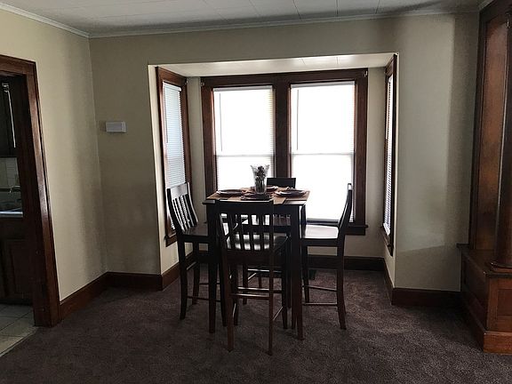 4th image of 407 Laurel St