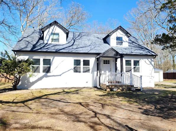 62 Forrest Avenue, Shirley, NY 11967