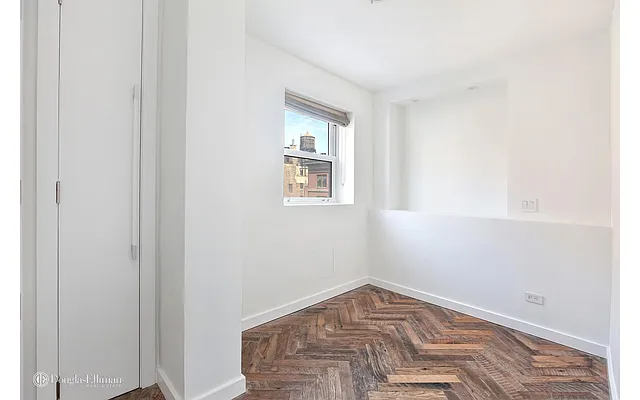 Rented by Douglas Elliman | media 15