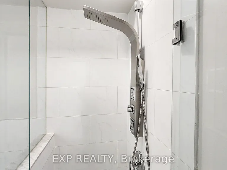 122 Parkmount Rd #D — Photo 10