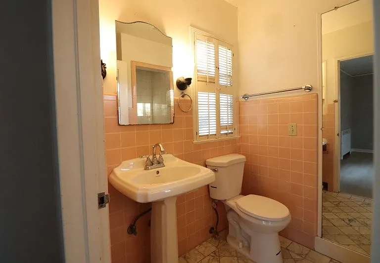 326 E Camino Colegio — Photo 18