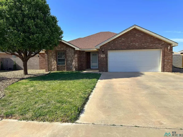 704 Almond Tree Ln, Clovis, NM 88101