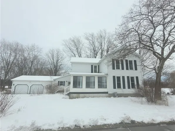 198 Main St S, Perry, NY 14530