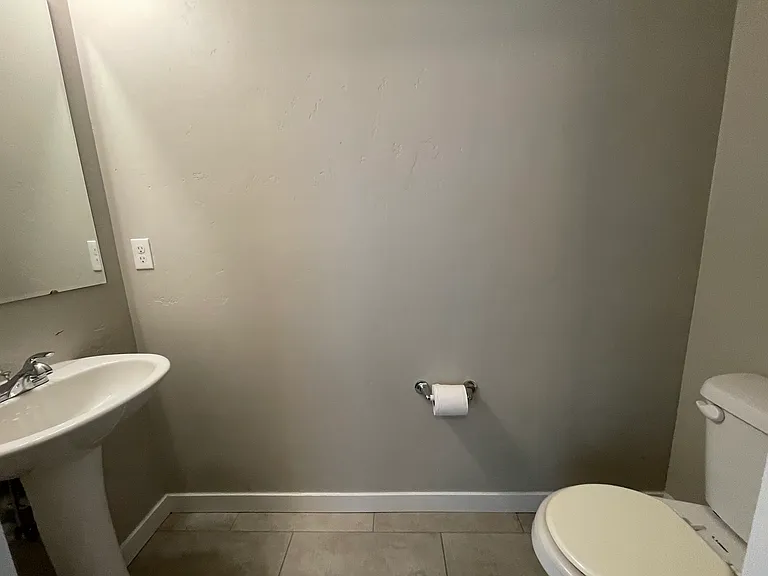 9127 W Tillamook Dr — Photo 11