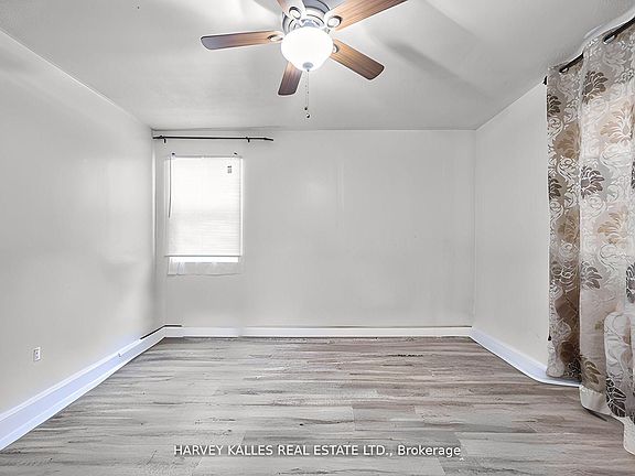 3rd image of 40 Dominion Rd