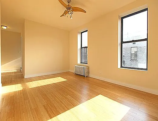 Rented by SW Queens Mezzanine | media 21
