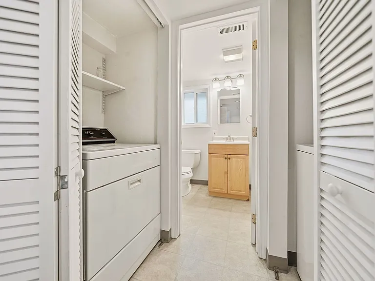 6830 SE 50th Ave — Photo 22