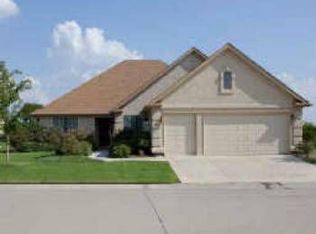 9925 Crestridge Dr, Denton, TX 76207