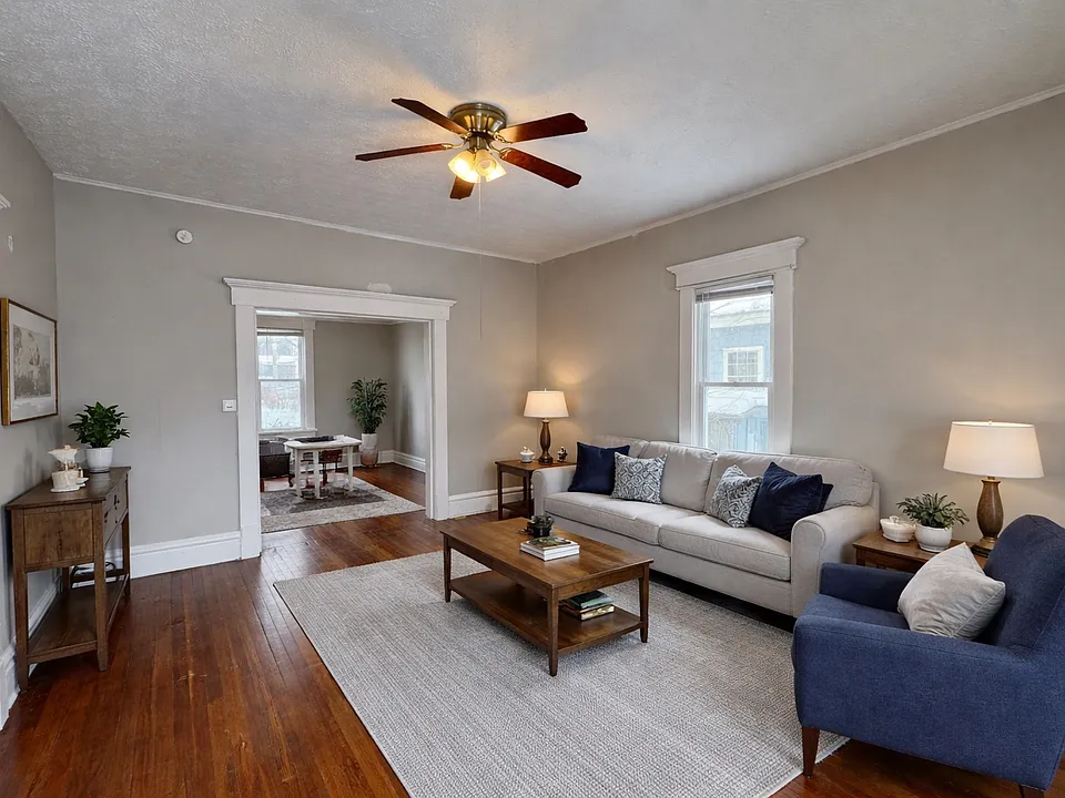 60 E Patterson Ave