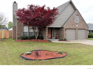 1309 W Roanoke St, Broken Arrow, OK 74011