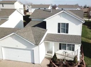409 Carrollton Dr, Wentzville, MO 63385