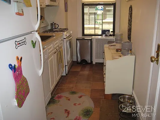 Rented by 24 7 NYC Realty Inc. | media 44