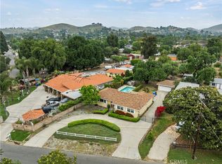 9628 Stonehurst Ave, Sun Valley, CA 91352