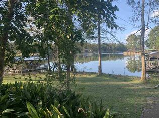 476 Hickory Hill Dr, Burkeville, TX 75932