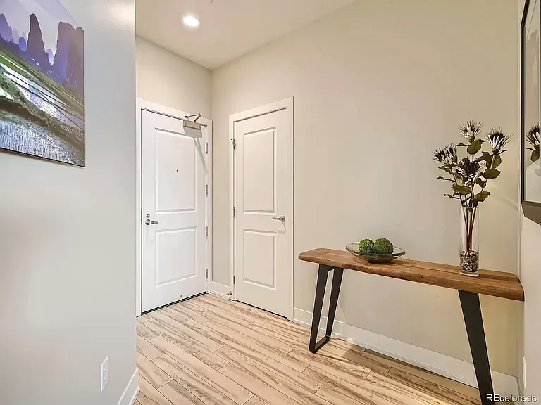 2001 N Lincoln St #2623 — Photo 5