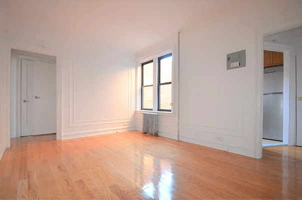 Rented by CITY SKYLINE REALTY INC | media 16