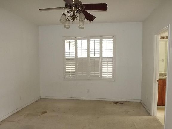 5th image of 3437 Mount Carmel Ln