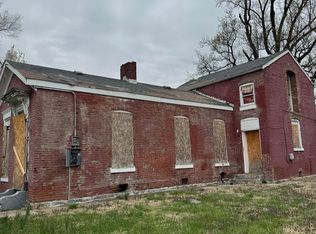 2529 W Jefferson St, Louisville, KY 40212