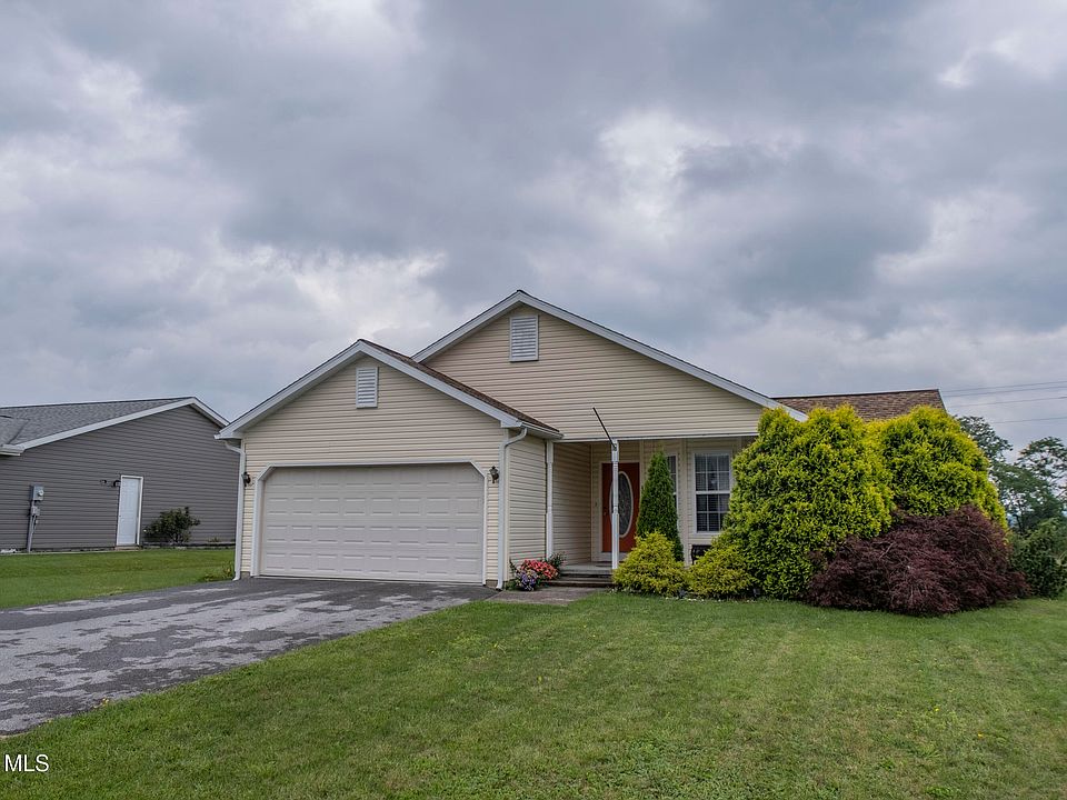 1st image of 251 Elkview Dr