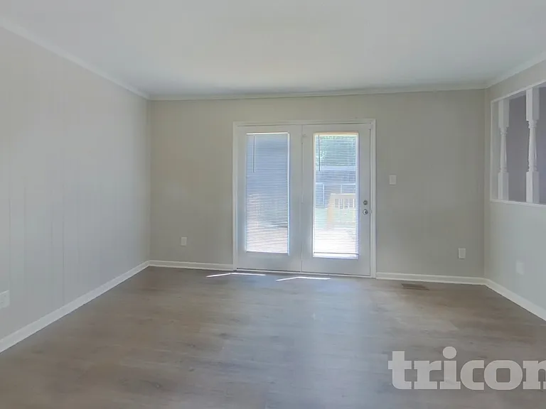 605 Colorado Ct — Photo 4