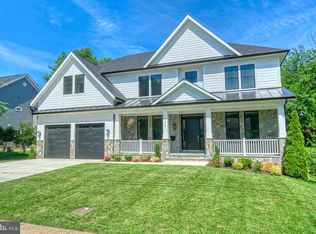 7419 Nigh Rd, Falls Church, VA 22043