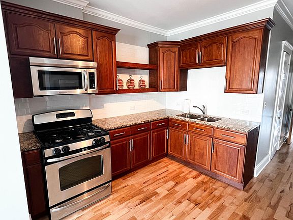 2nd image of 3816 N Christiana Ave #2