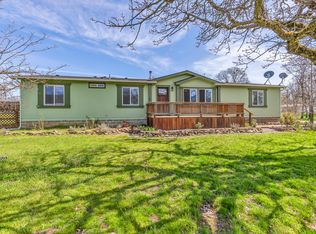 370 Rock Creek Rd, Gold Hill, OR 97525