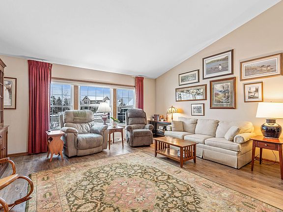2nd image of 223 Quail Cir