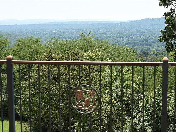 2nd image of 667 N Cliffside Dr