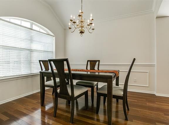 5th image of 118 Elmcrest Dr