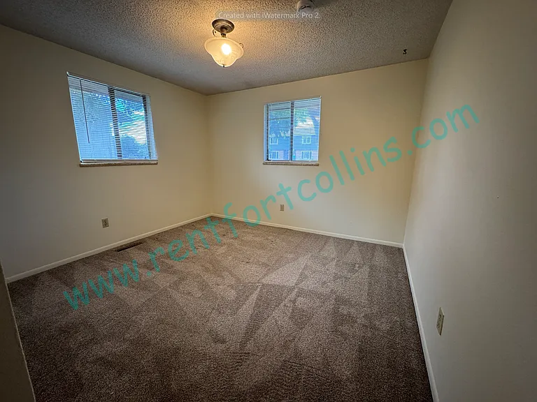 2538 Gilpin Ct — Photo 2