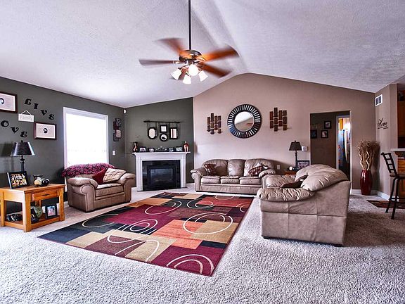 4th image of 914 Dashwood Ct