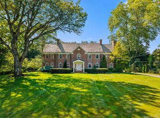 5 Cooper Rd, Scarsdale, NY 10583
