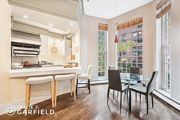 Sold by Leslie J. Garfield | media 5