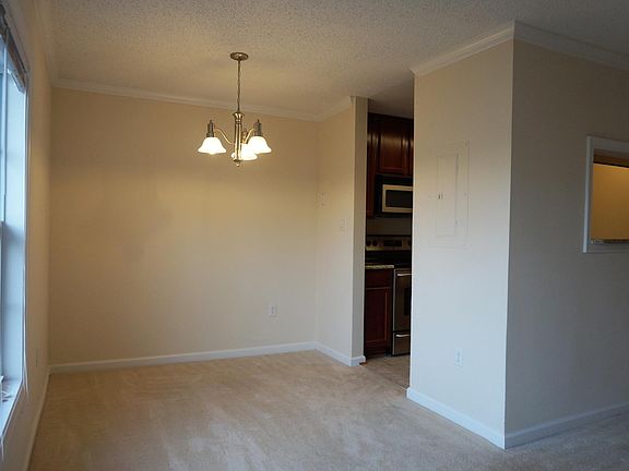 5th image of 15574 Horseshoe Ln #574
