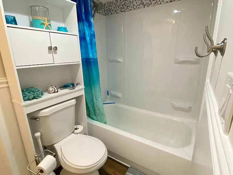 223 Columbia Dr #213 — Photo 23