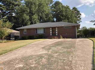 5284 Woodland Dr, Morrow, GA 30260