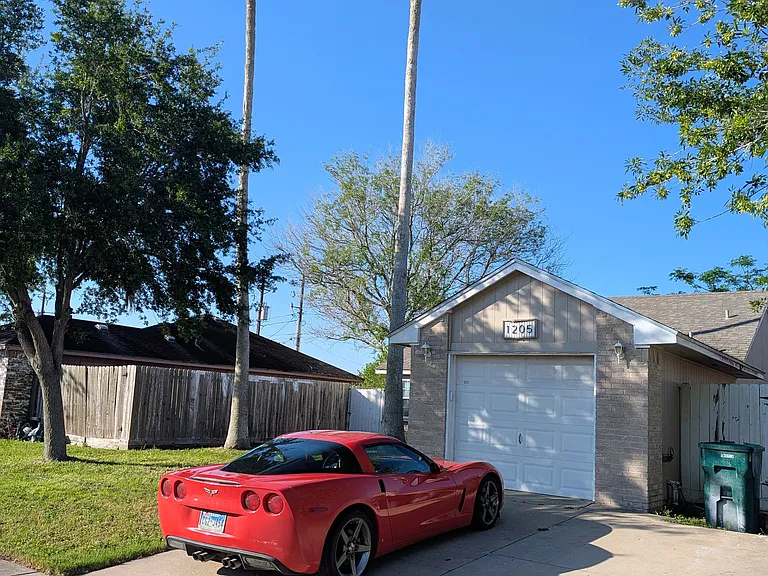 1205 Calle San Marcos — Photo 3