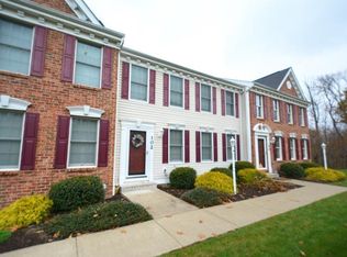 102 Castleview Dr, Mc Kees Rocks, PA 15136