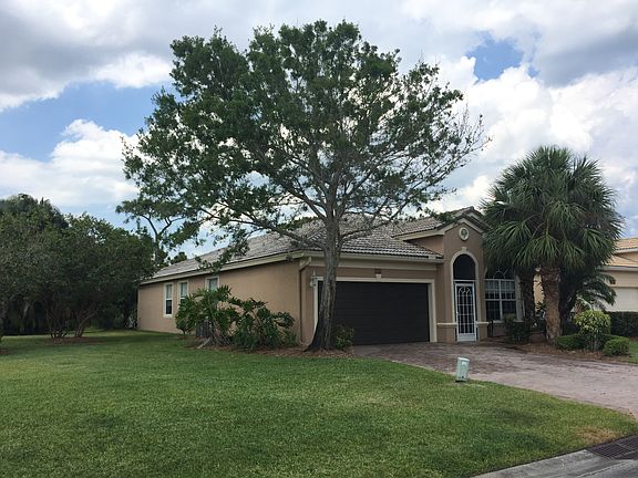 3rd image of 3746 NW Deer Oak Dr