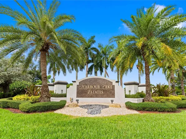 18794 SW 17th Ct, Hollywood, FL 33029