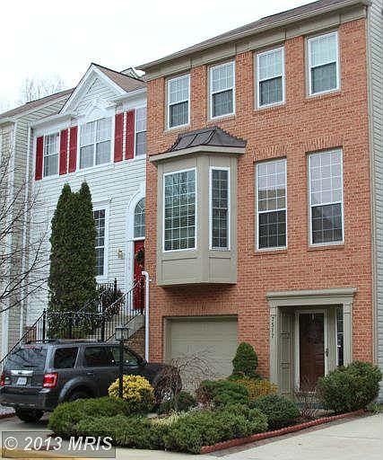 1st image of 7517 Lamoyne Ct