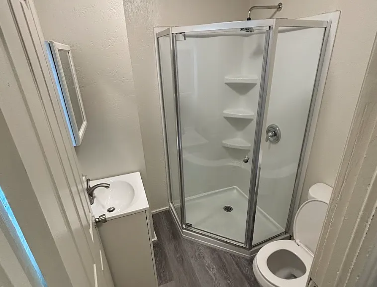 425 Ohio Ave #4 — Photo 6