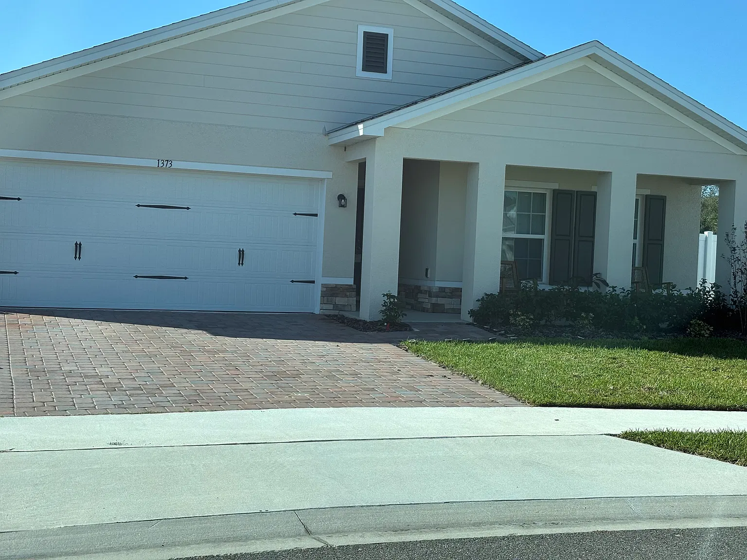 3 bed, 1452 sqft, $2,300 — Photo 3