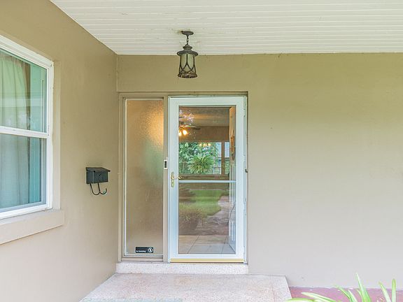 5th image of 5403 Floral Ave