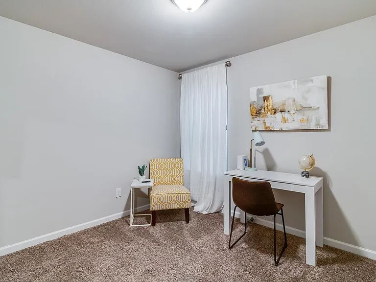 109 Red Pine Dr — Photo 13