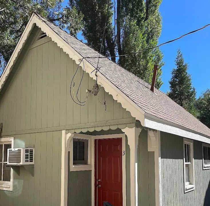 23689 Manzanita Dr #3
