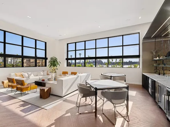 29 Huron Street image 22 of 31