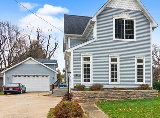 275 Washington St, Lowell, IN 46356