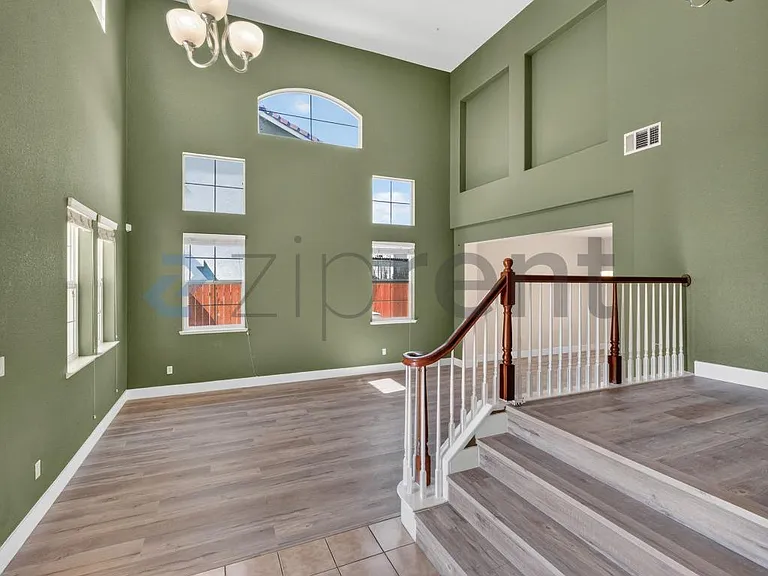 26 Escher Cir — Photo 4